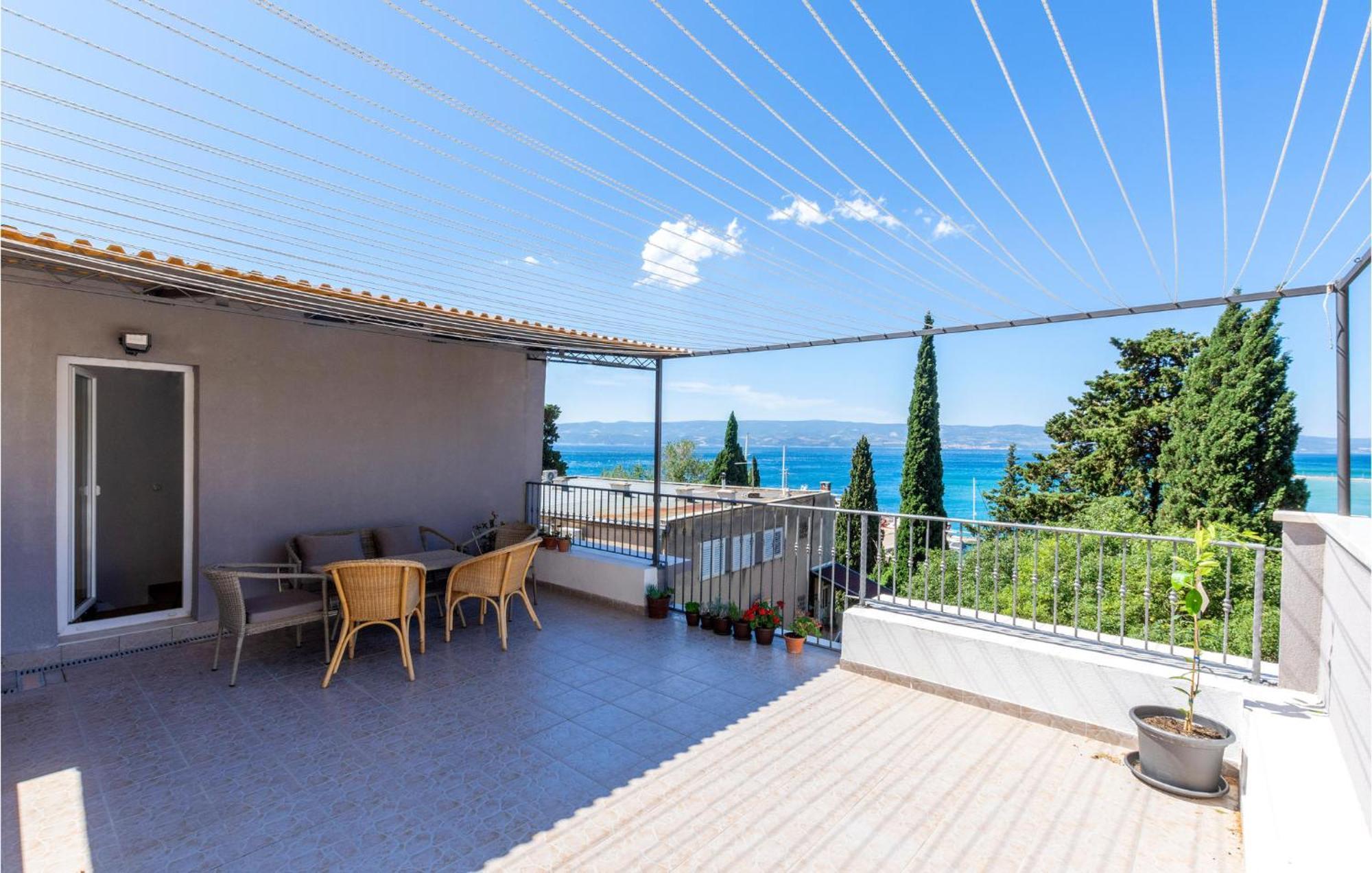 Gorgeous Apartment In Omis With Kitchen Exterior photo